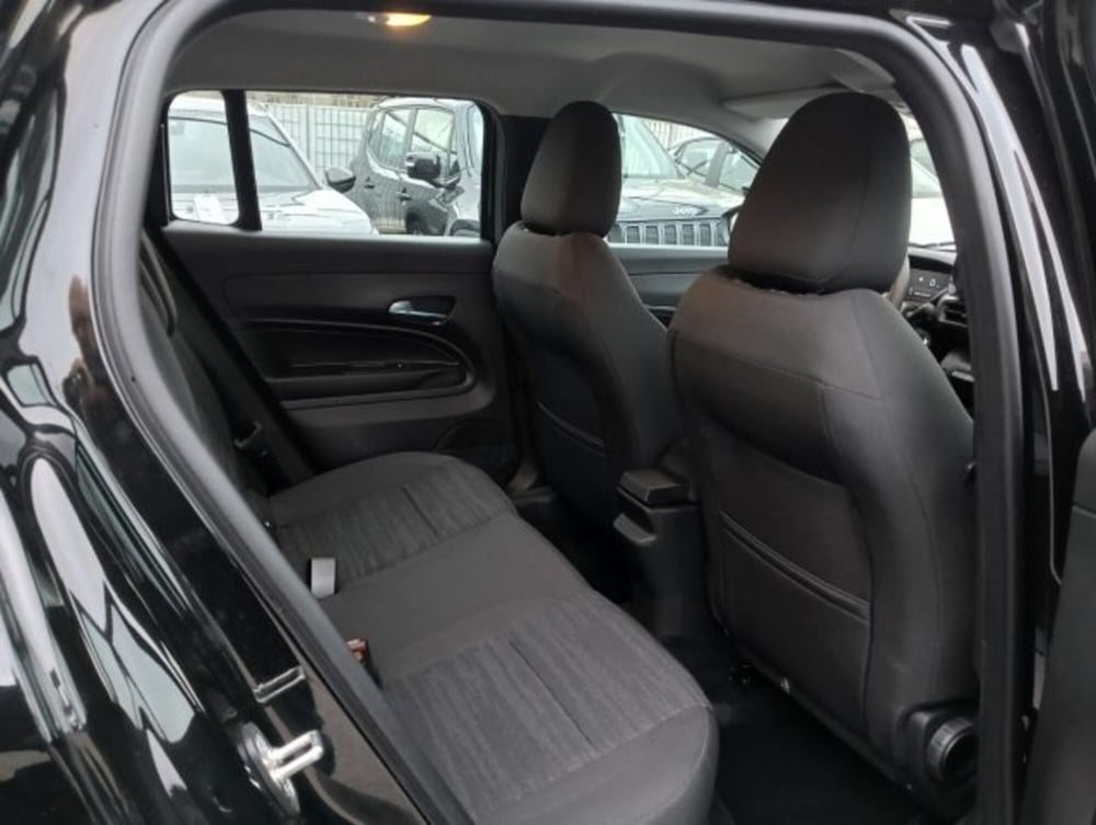 Jeep Avenger nuova a Brescia (17)