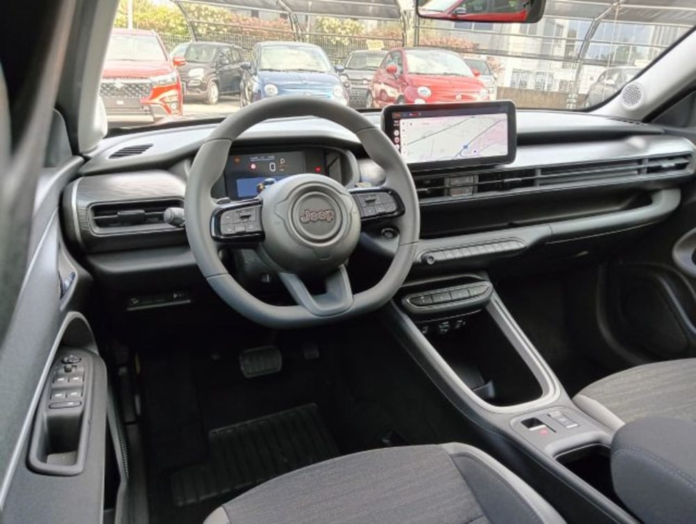 Jeep Avenger nuova a Brescia (6)