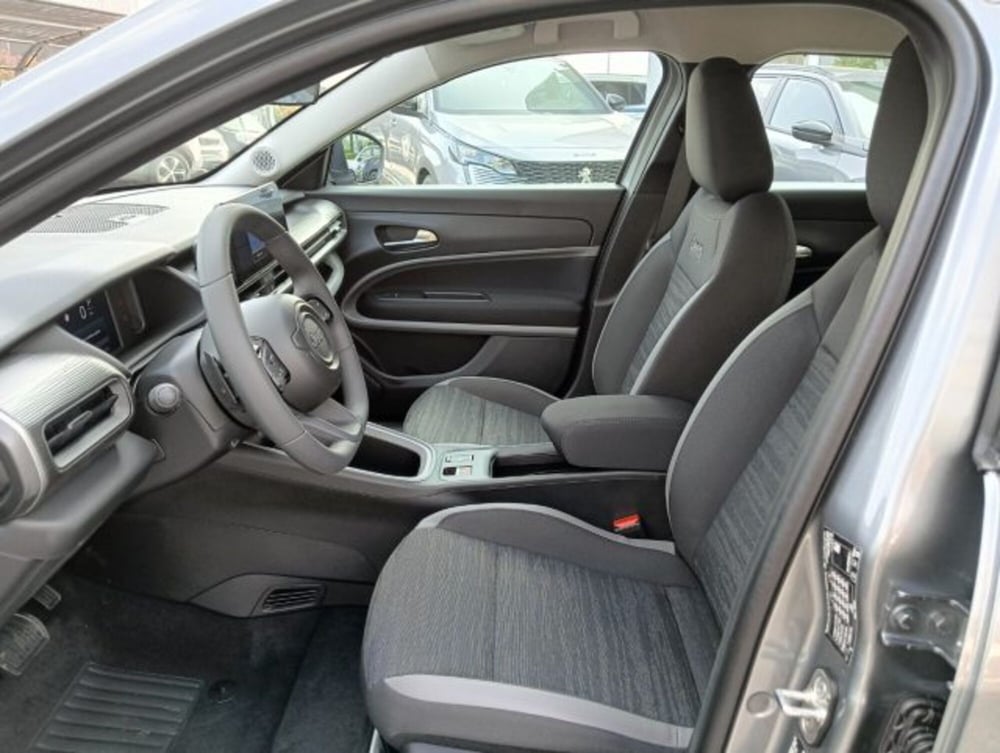 Jeep Avenger nuova a Brescia (8)