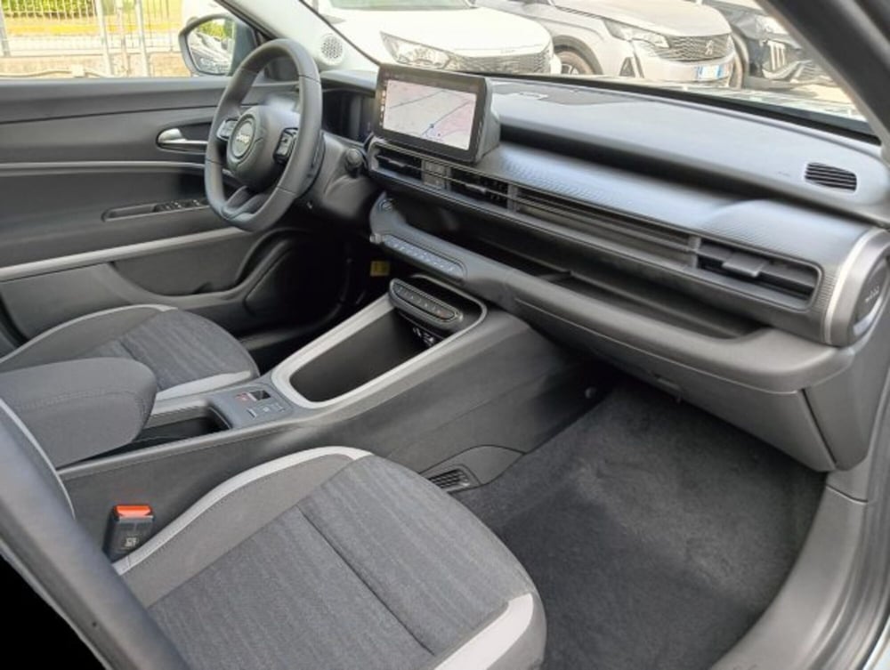 Jeep Avenger nuova a Brescia (15)