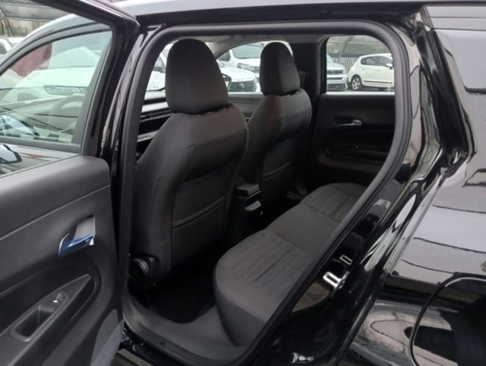 Jeep Avenger nuova a Brescia (9)