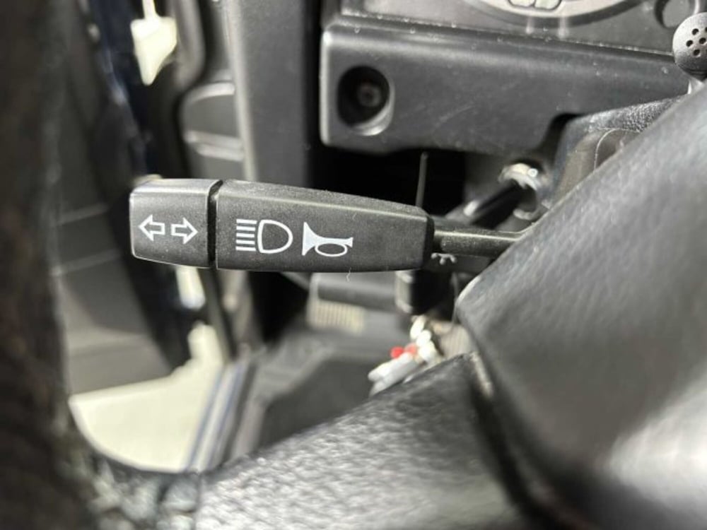 Land Rover Defender usata a Sondrio (20)