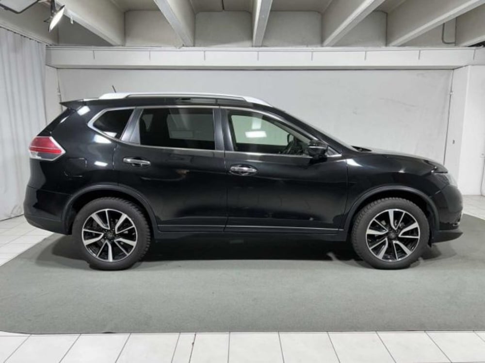 Nissan X-Trail usata a Sondrio (6)