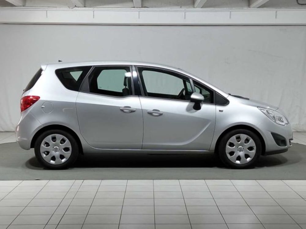 Opel Meriva usata a Sondrio (6)