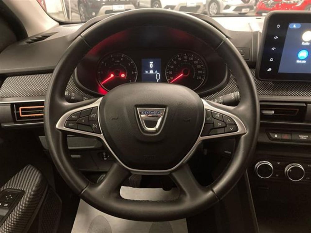 Dacia Sandero usata a Brescia (15)