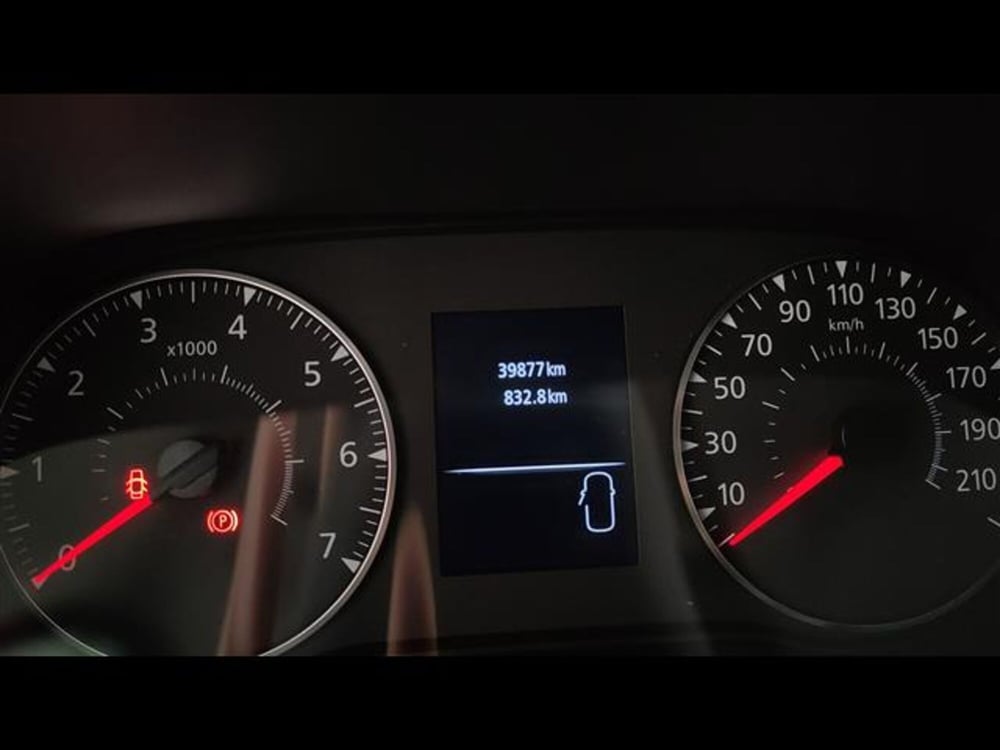 Dacia Duster usata a Milano (15)