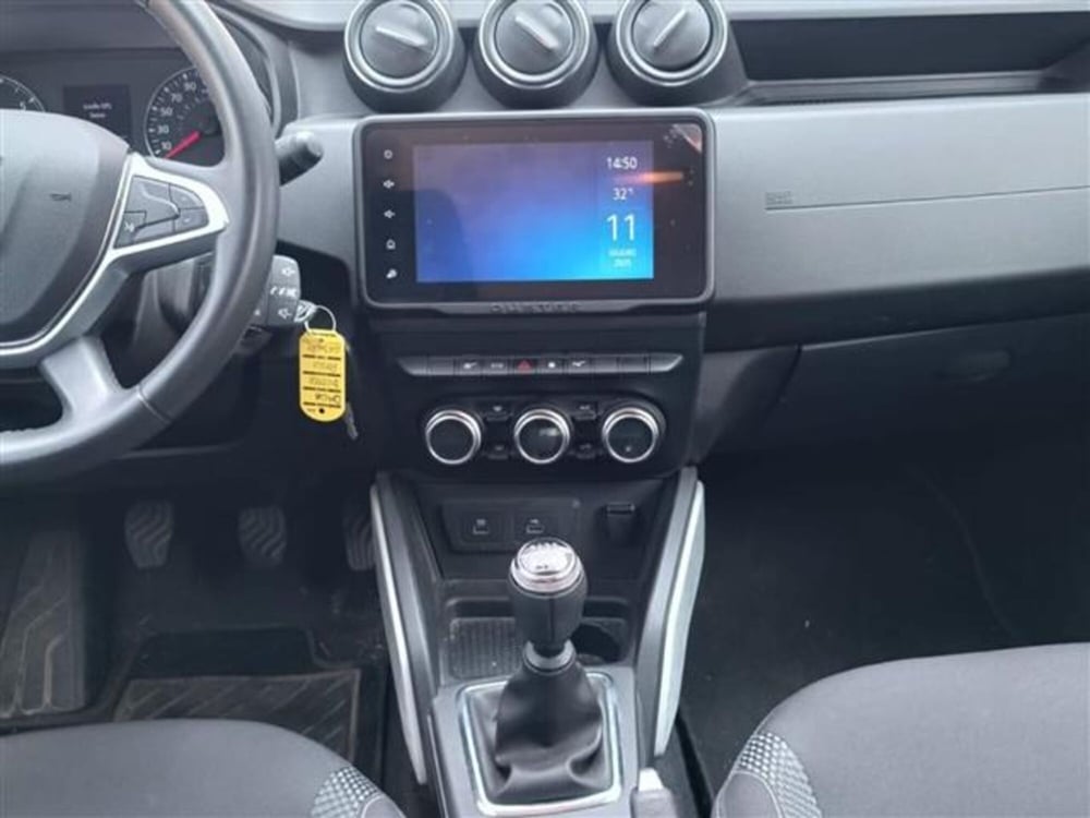 Dacia Duster usata a Livorno (11)