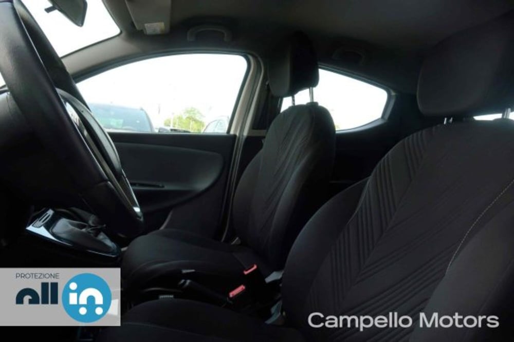 Lancia Ypsilon usata a Venezia (4)