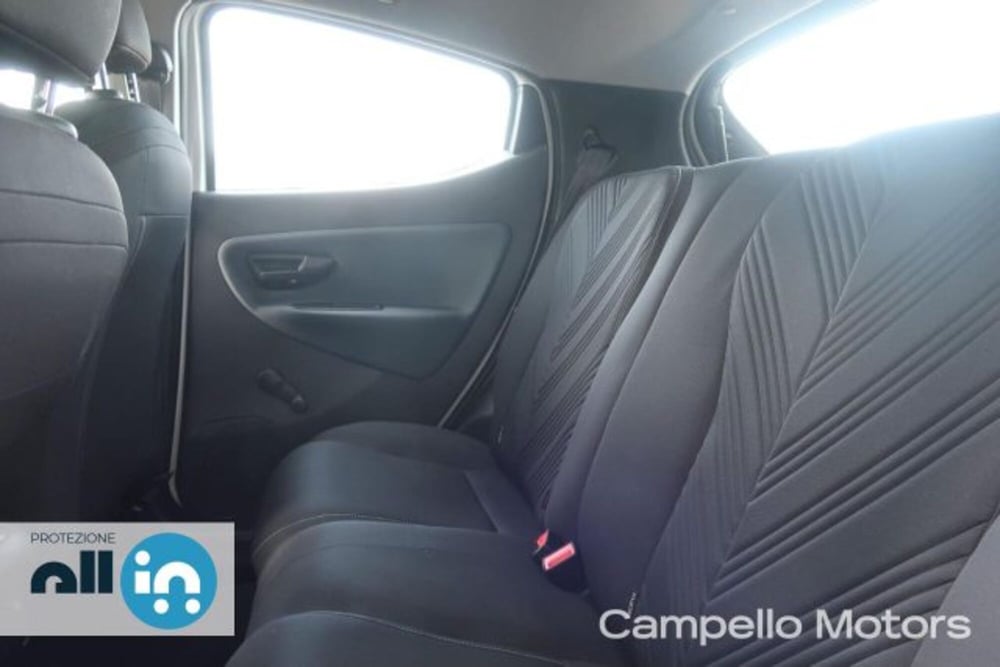 Lancia Ypsilon usata a Venezia (5)