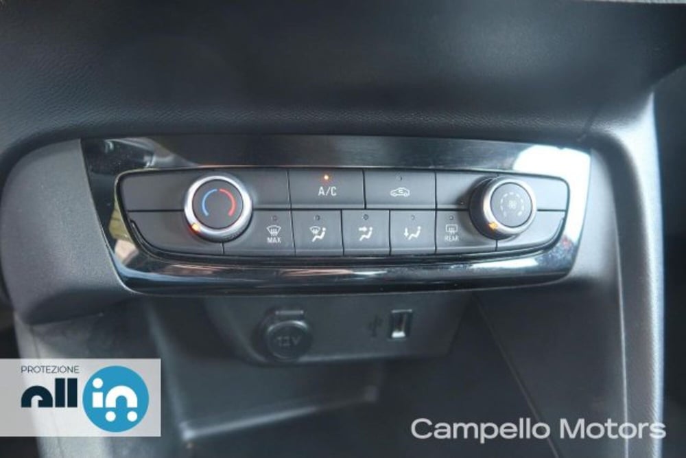 Opel Corsa usata a Venezia (11)