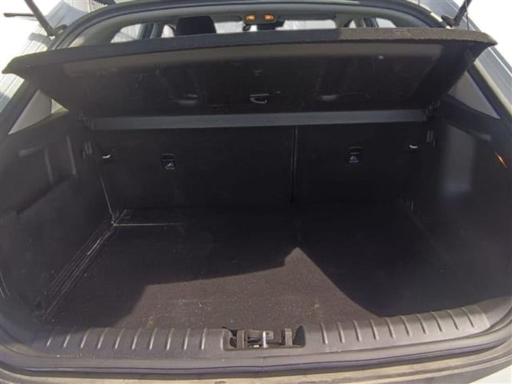 Kia Stonic usata a Livorno (15)