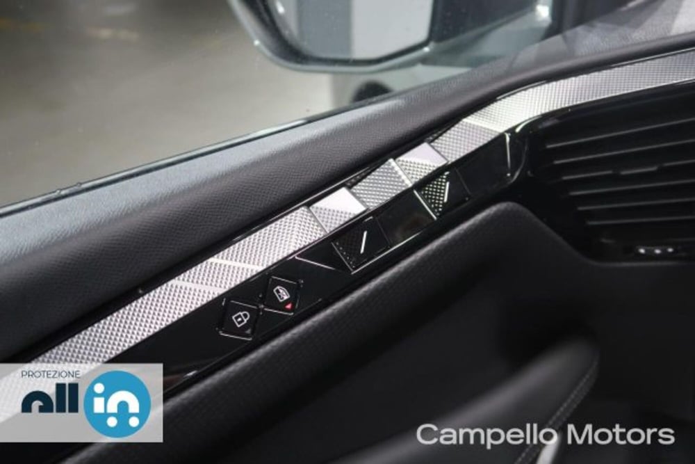 Ds DS 4 nuova a Venezia (16)