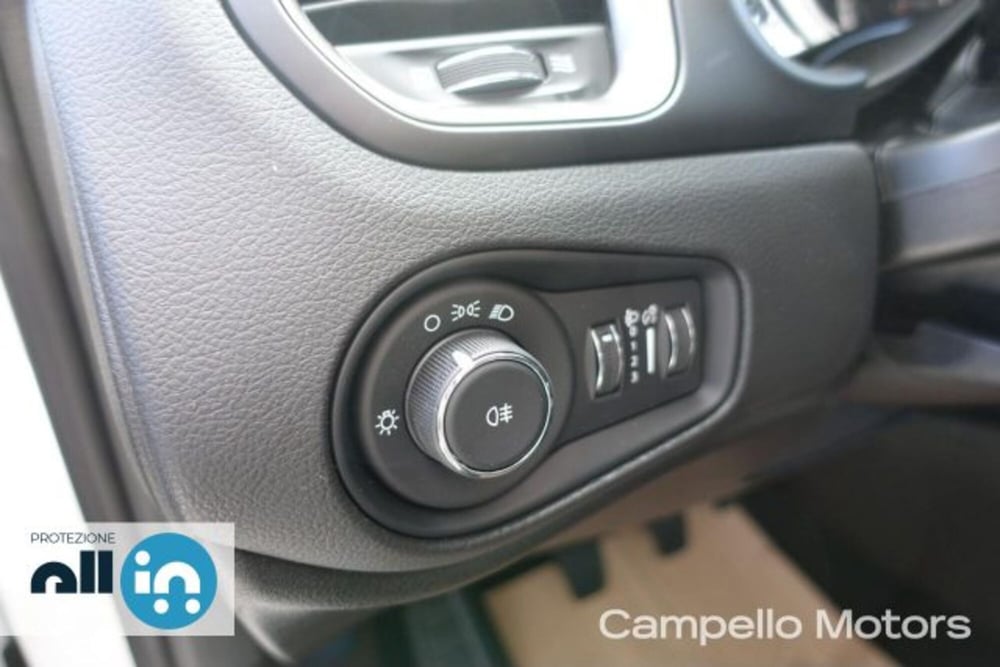 Jeep Renegade usata a Venezia (16)