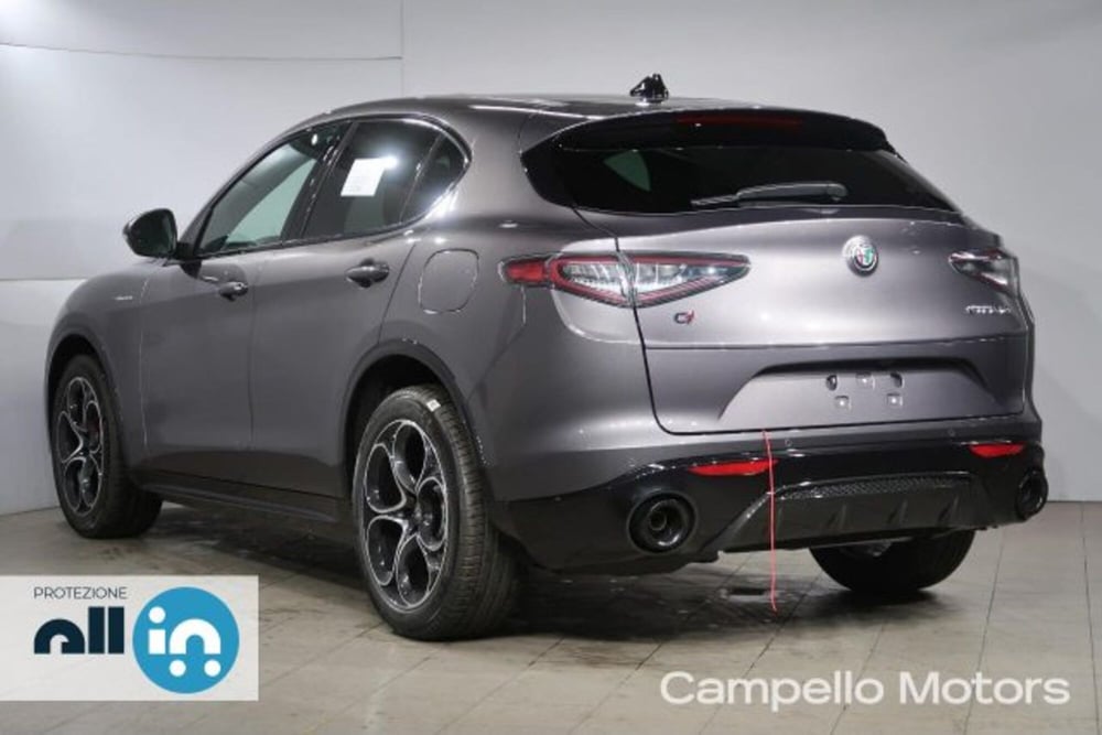 Alfa Romeo Stelvio nuova a Venezia (3)