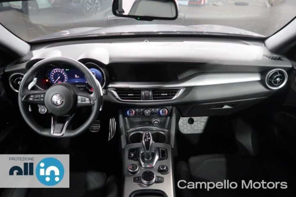 Alfa Romeo Stelvio nuova a Venezia (7)