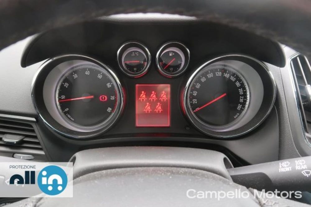 Opel Zafira Tourer usata a Venezia (9)
