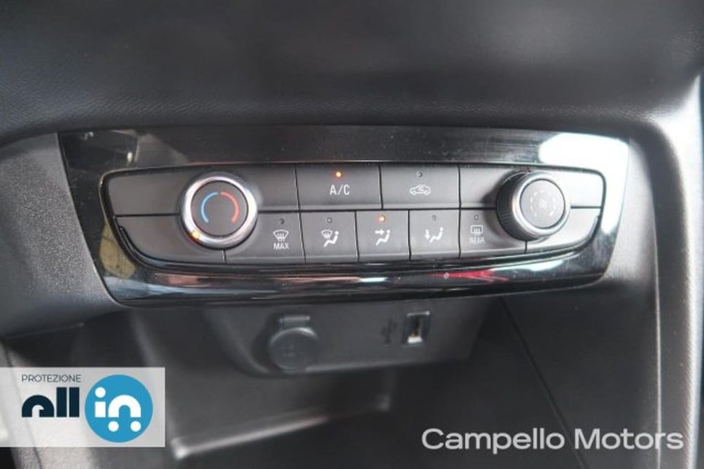 Opel Corsa usata a Venezia (11)
