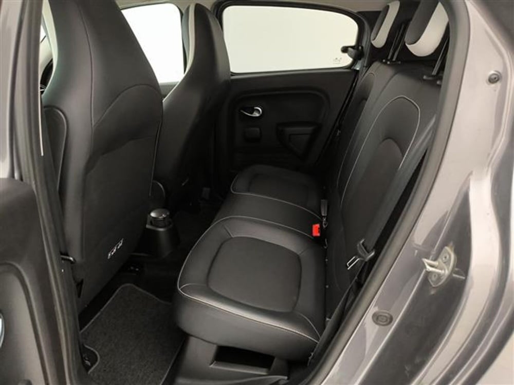 Renault Twingo usata a Milano (11)