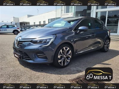Renault Clio 1.6 E Tech full hybrid 145cv Techno qstomize van del 2021 usata a Monza