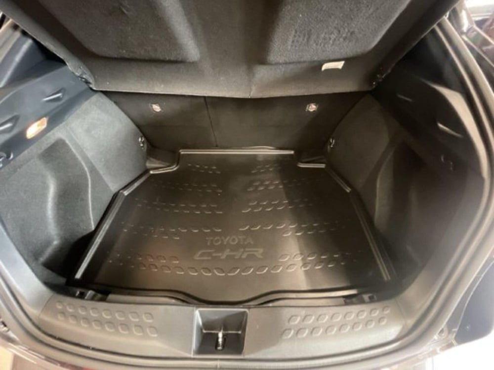 Toyota Toyota C-HR usata a Vercelli (11)