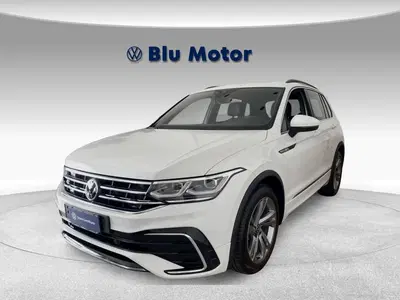Volkswagen Tiguan 1.5 TSI 150 CV DSG ACT R-Line del 2021 usata a Ceccano