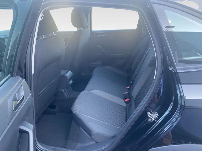 Volkswagen Taigo nuova a Frosinone (11)