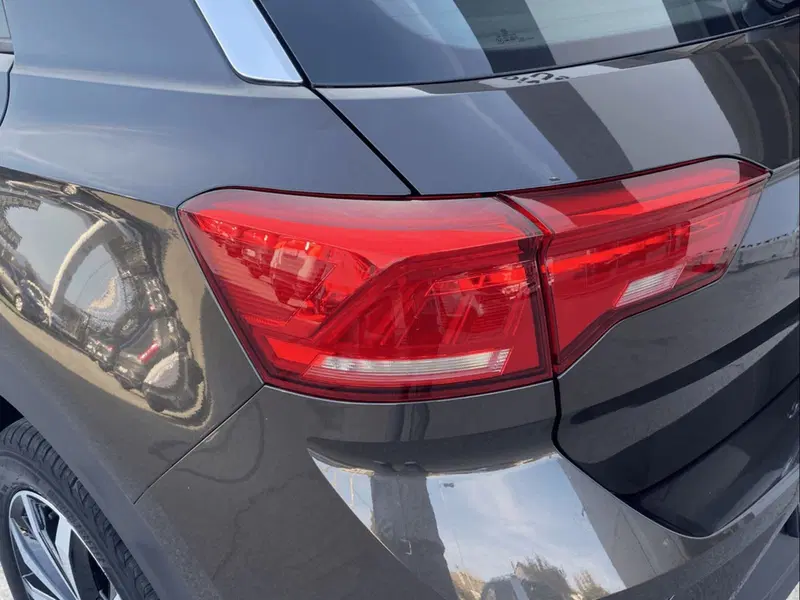 Volkswagen T-Roc usata a Frosinone (9)