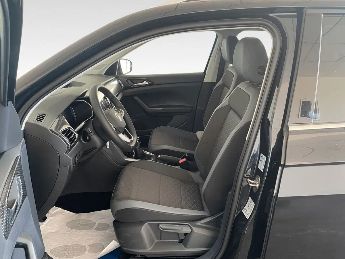 Volkswagen T-Cross nuova a Frosinone (10)