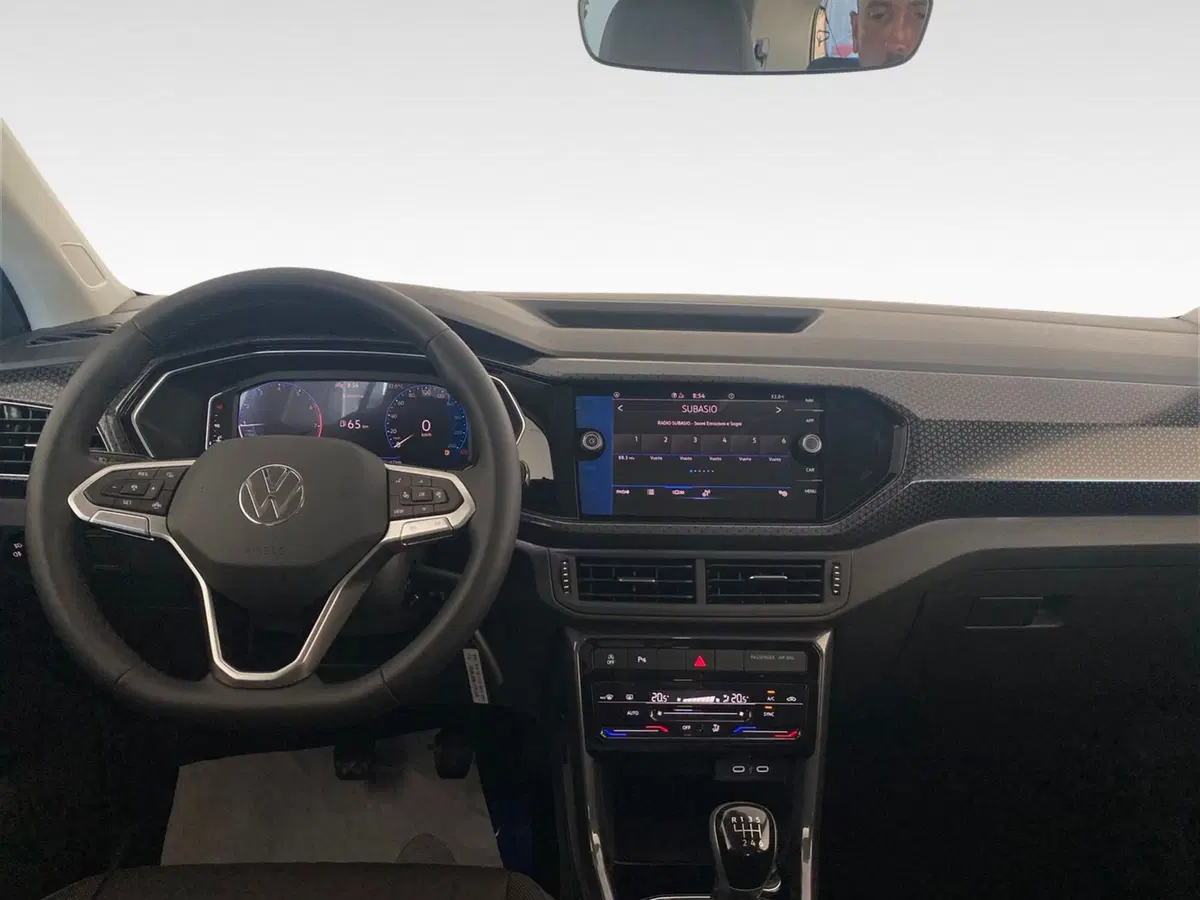 Volkswagen T-Cross nuova a Frosinone (13)