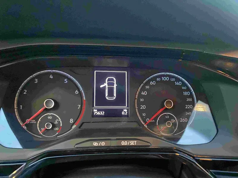 Volkswagen Polo usata a Frosinone (12)