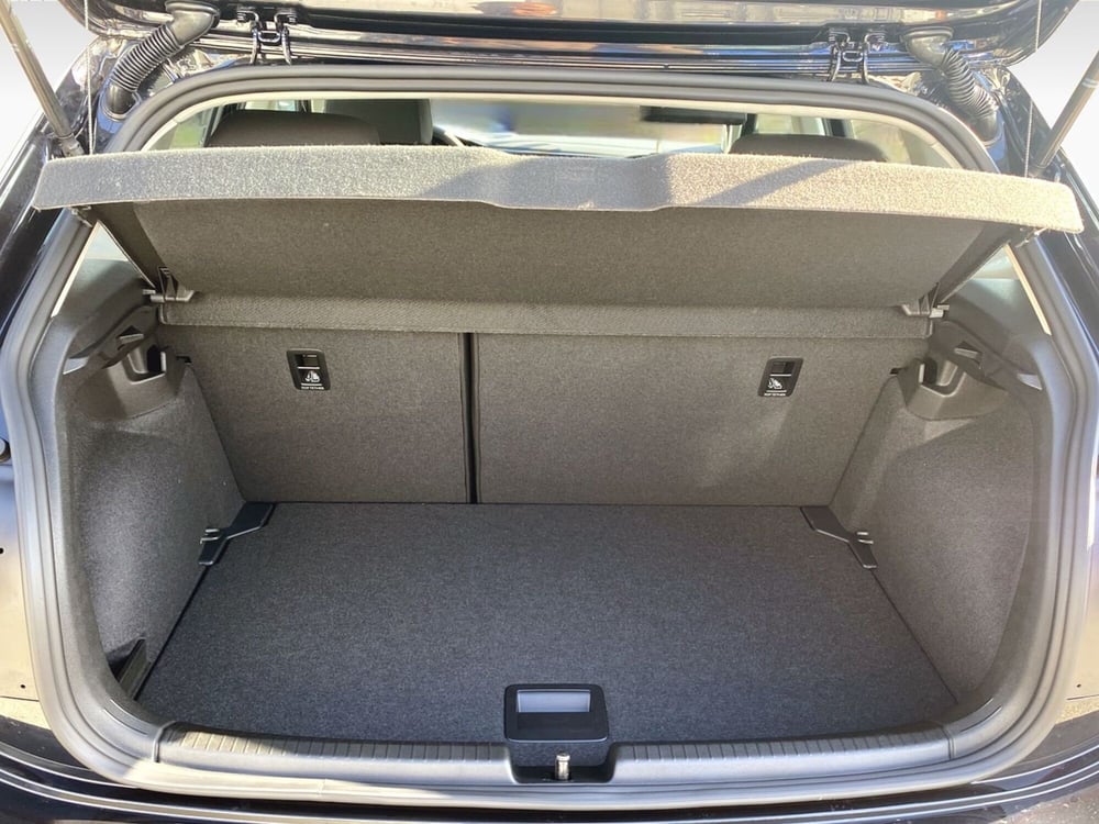 Volkswagen Polo nuova a Frosinone (14)
