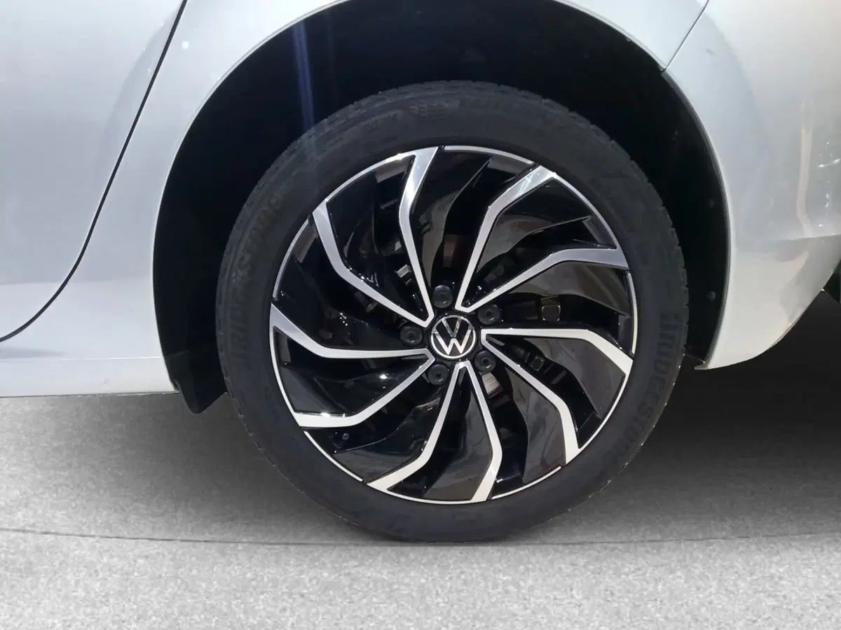 Volkswagen Golf usata a Frosinone (7)
