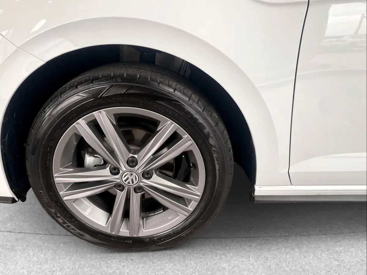 Volkswagen Polo usata a Frosinone (11)