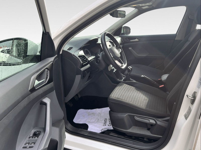 Volkswagen T-Cross usata a Frosinone (12)