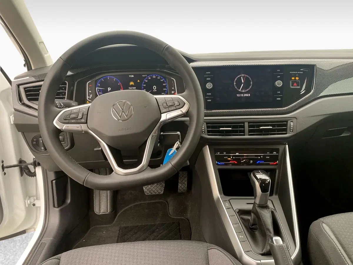 Volkswagen Polo nuova a Frosinone (13)