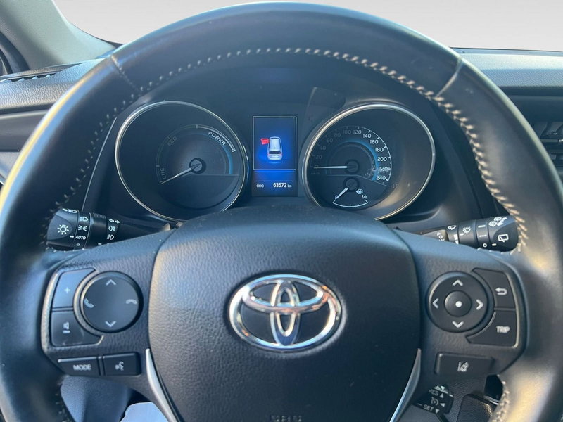 Toyota Auris Station Wagon usata a Frosinone (14)