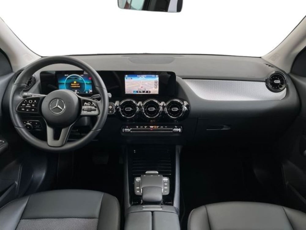 Mercedes-Benz GLA SUV usata a Verona (9)