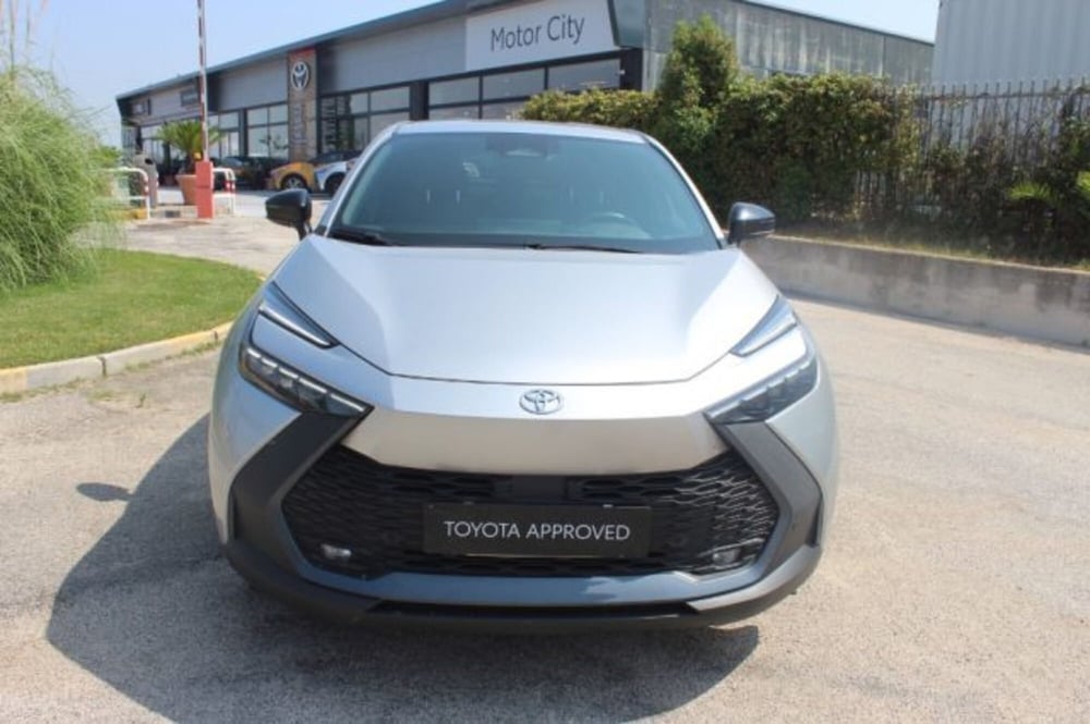 Toyota Toyota C-HR usata a Roma (5)