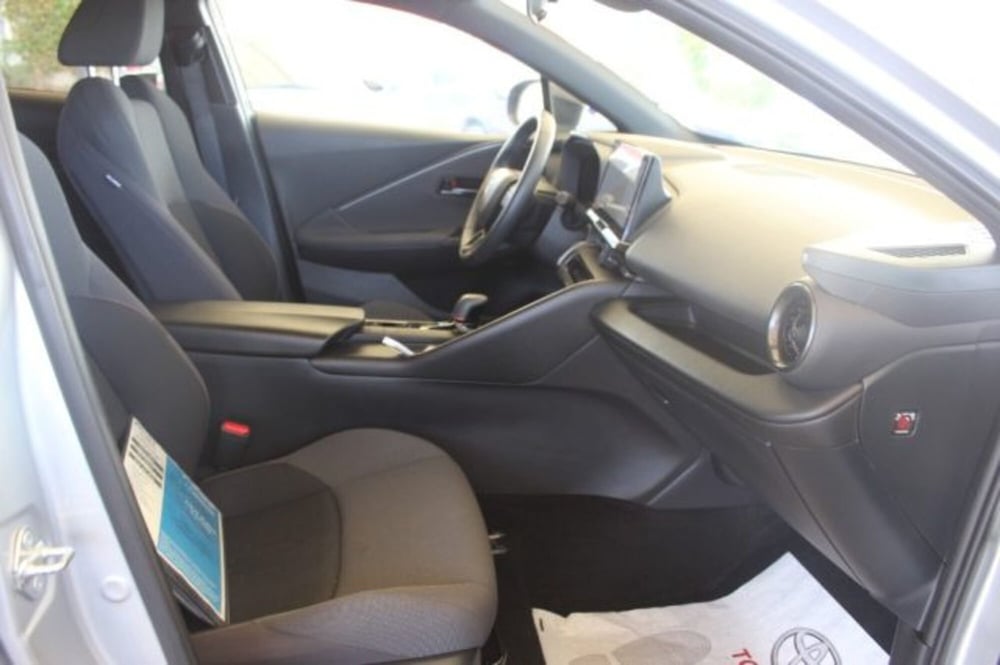 Toyota Toyota C-HR usata a Roma (7)