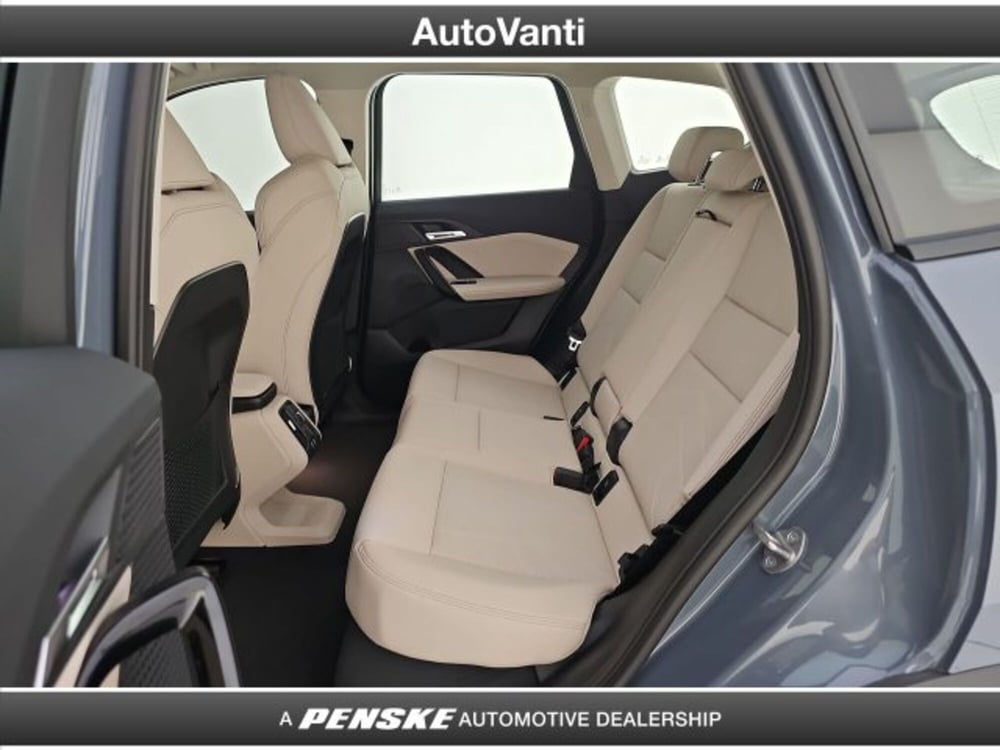 BMW iX1 nuova a Bologna (11)