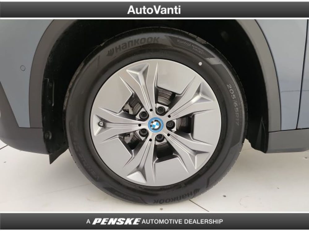 BMW iX1 nuova a Bologna (8)