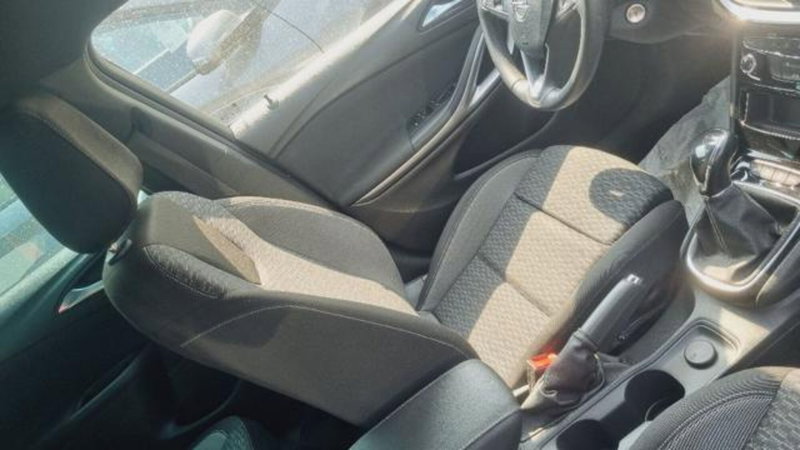 Opel Astra usata a Savona (9)