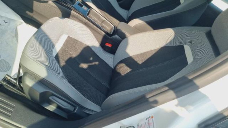 Opel Mokka usata a Savona (13)