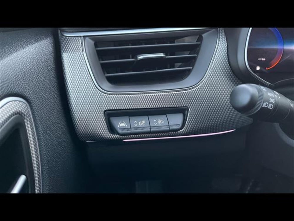 Renault Arkana usata a Lecce (15)