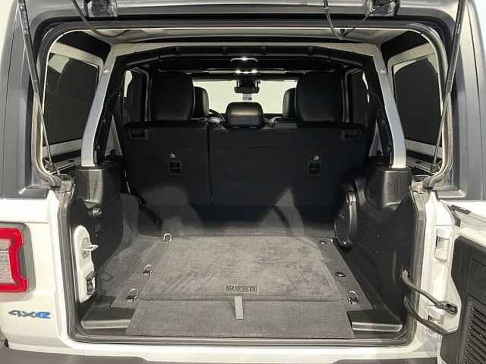 Jeep Wrangler Unlimited usata a Ravenna (11)