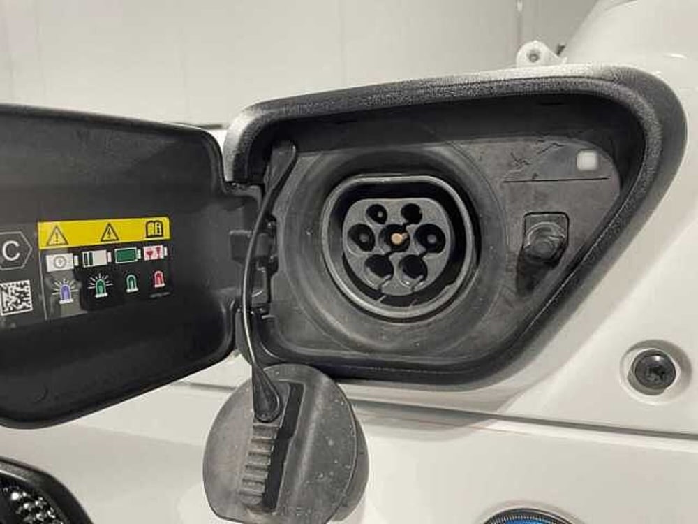 Jeep Wrangler Unlimited usata a Ravenna (12)