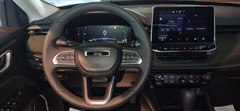 Jeep Compass nuova a Padova (12)