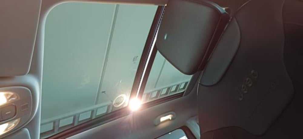 Jeep Compass nuova a Padova (14)