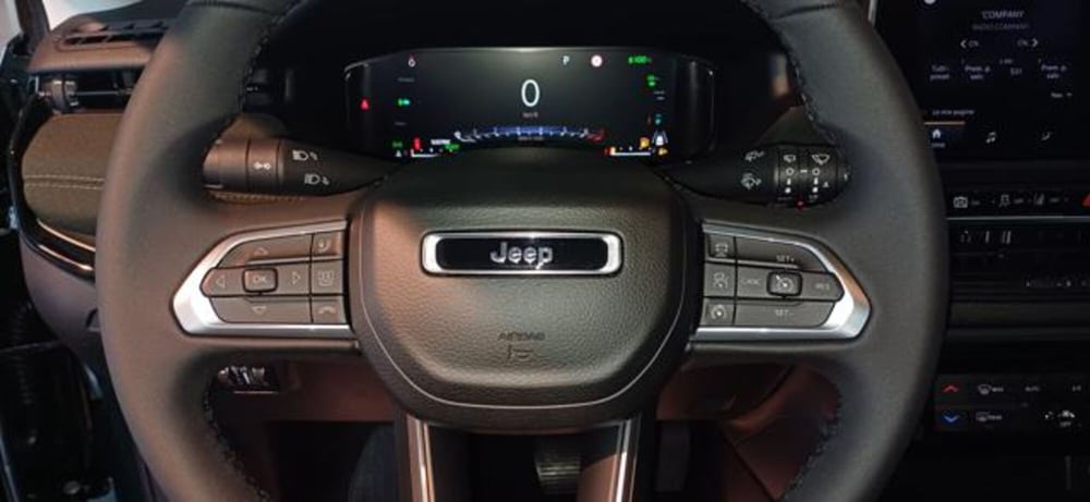 Jeep Compass nuova a Padova (16)