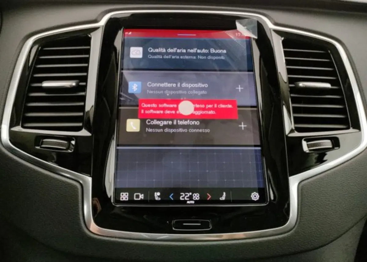Volvo XC90 nuova a Modena (11)
